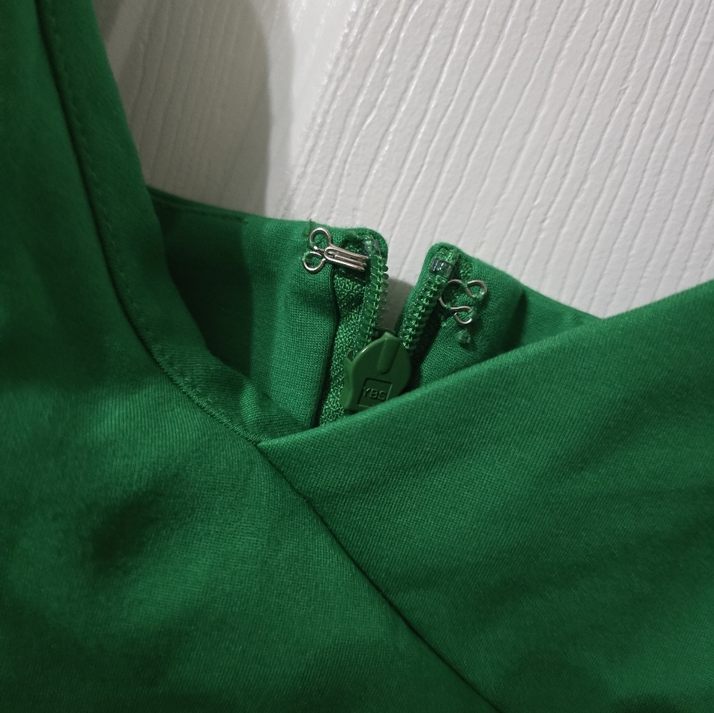Lavish Alice Origami Ponte Midi Dress in Spring Green, Sweetheart Neckline, EUC! - Picture 12 of 16